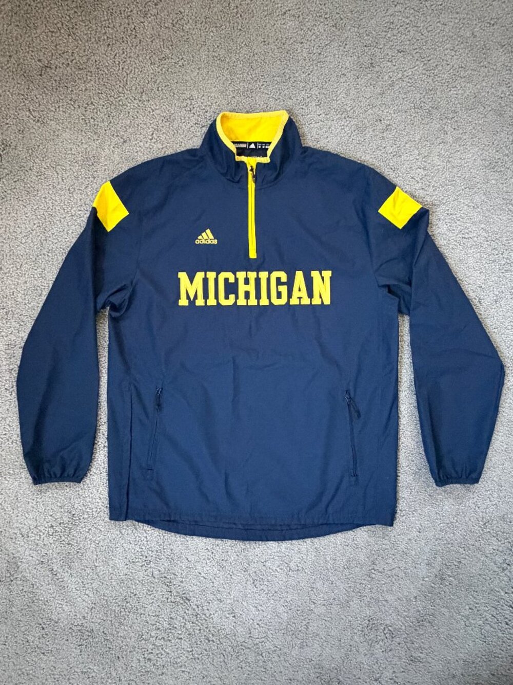 NWOT Adidas Michigan Wolverines Climaproof 1/4 Zip Windbreaker Jacket M